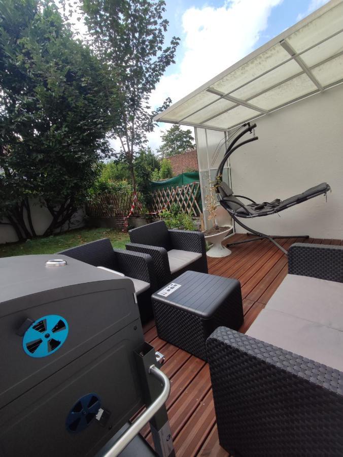 Chambre Prive Dans Une Maison Avec Terrasse Et Jardin Salles De Bain Partagees Leilighet Lille Eksteriør bilde