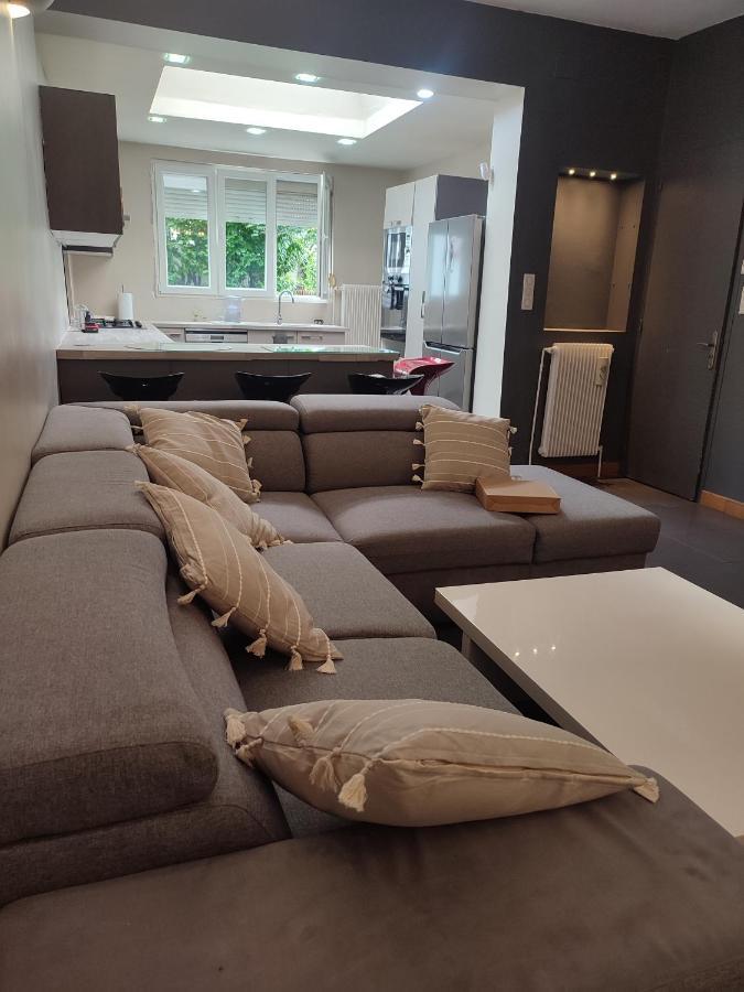 Chambre Prive Dans Une Maison Avec Terrasse Et Jardin Salles De Bain Partagees Leilighet Lille Eksteriør bilde